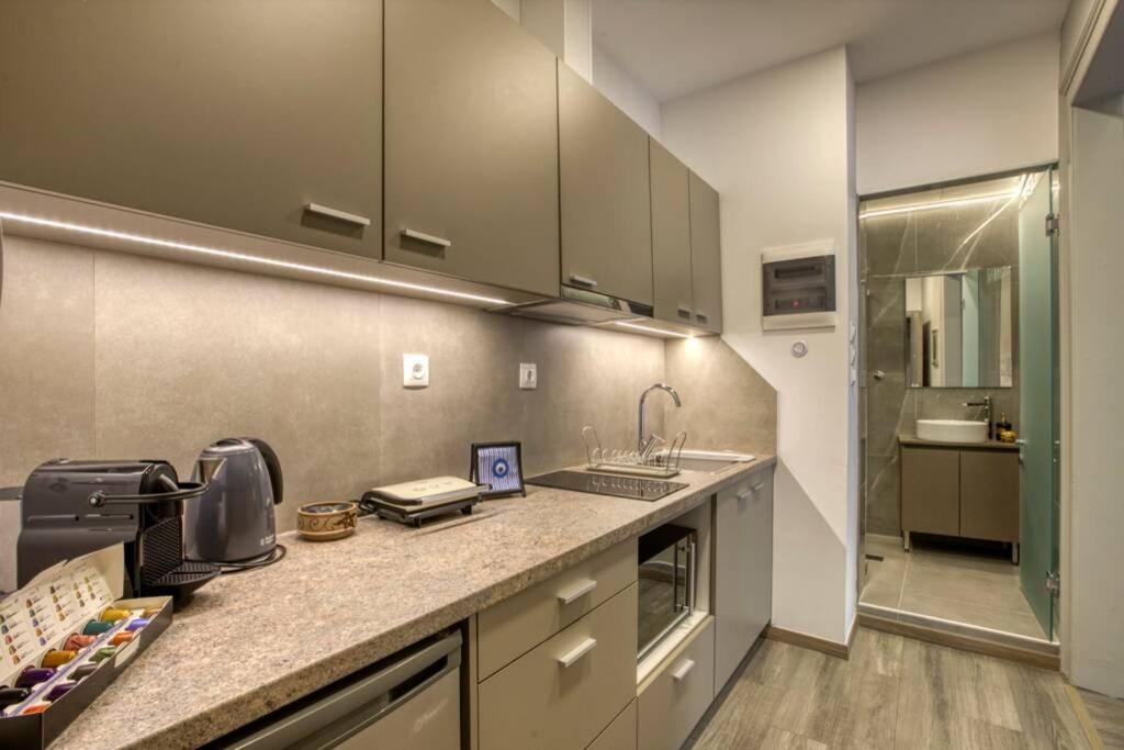 Appartamento Plaka Filotheis House B Atene Esterno foto