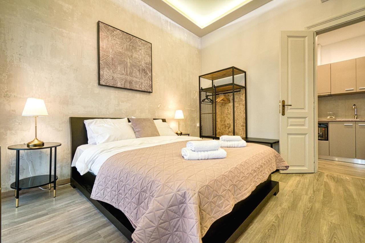 Appartamento Plaka Filotheis House B Atene Esterno foto